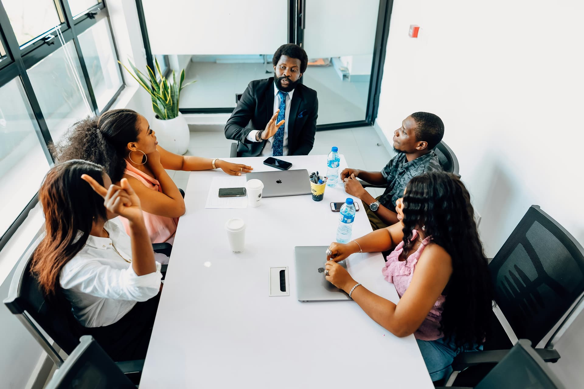 SuperNova Abia members in conversation